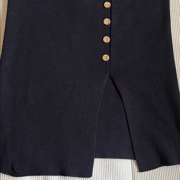 Elegant Black Gold Button-Front Skirt - S - Picture 4 of 10